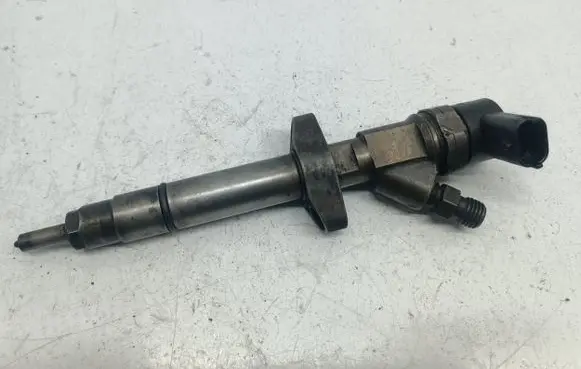 Renault Laguna II Fuel injector 8200084534 0445110084