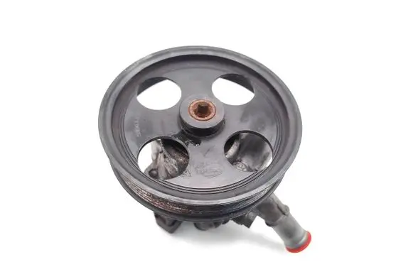 Opel Insignia A Power steering pump 55563329 3LA1800269
