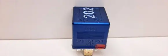 Audi A6 S6 C5 4B Other relay 8A0951253