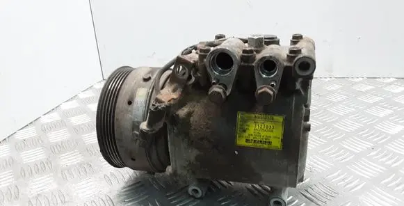 Mitsubishi Carisma Air conditioning (A/C) compressor (pump) MB958178 MSC90C