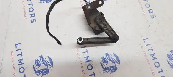 BMW 5 E39 Front height sensor lever 1093698