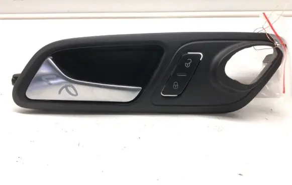 Volkswagen PASSAT CC Front door interior handle 3C8837113C