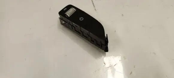 Mercedes-Benz C W205 Head unit multimedia control A2059059306