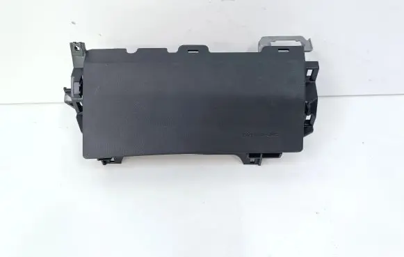 Knee airbag