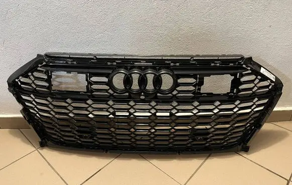 Audi RS6 C8 Front grill 4K8853651F