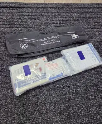 BMW 3 F30 F35 F31 First aid kit 70602298