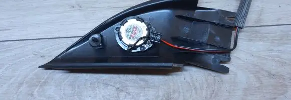 Side speaker trim/cover