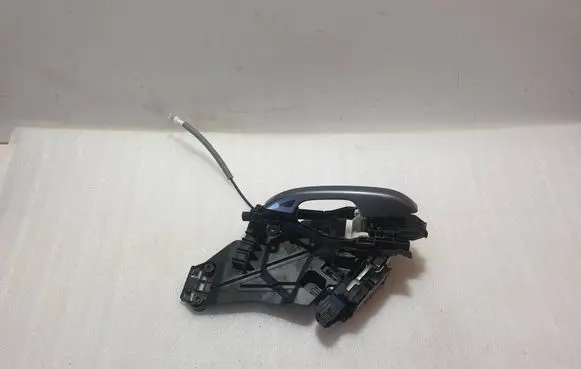 Volvo XC40 Rear door exterior handle 30747107
