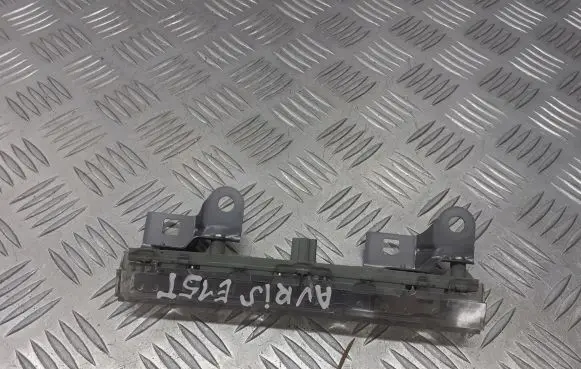 Toyota Auris 150 Third/center stoplight