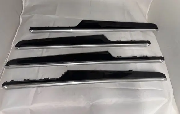 Porsche Macan (95B) Door card panel trim set 95B867061R 95B867410R 95B867062R