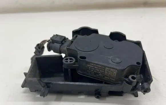 Porsche Panamera (971) Radiator active air flap actuator 95B965501S