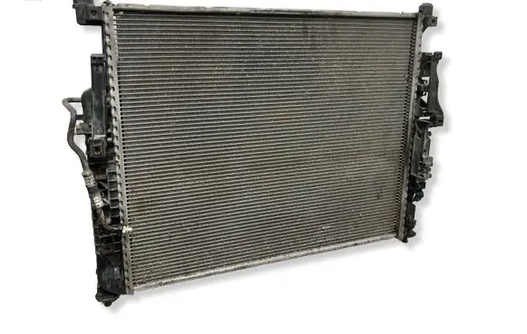 Mercedes-Benz ML W164 Coolant radiator A1645001704
