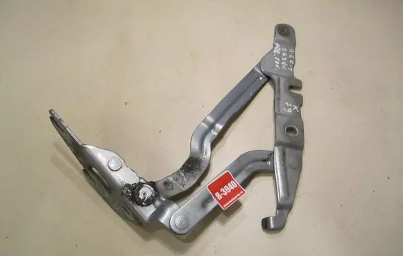 Audi A6 S6 C5 4B Tailgate/trunk/boot hinge 4B5827301F