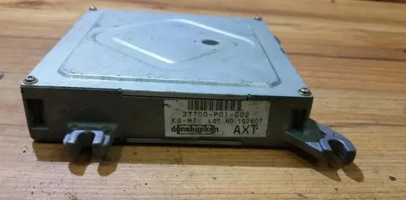 Honda Civic Engine control unit/module 37700p01g02 37700-p01-g02