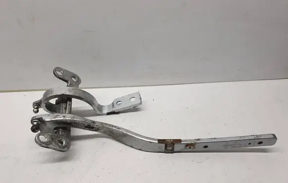 Volkswagen Touareg I Tailgate/trunk/boot hinge 7L6827302B E0S03 1210314