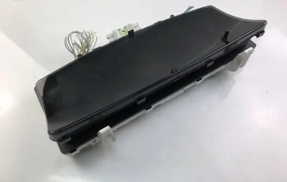 Toyota Corolla E120 E130 Speedometer (instrument cluster) 8380012E10