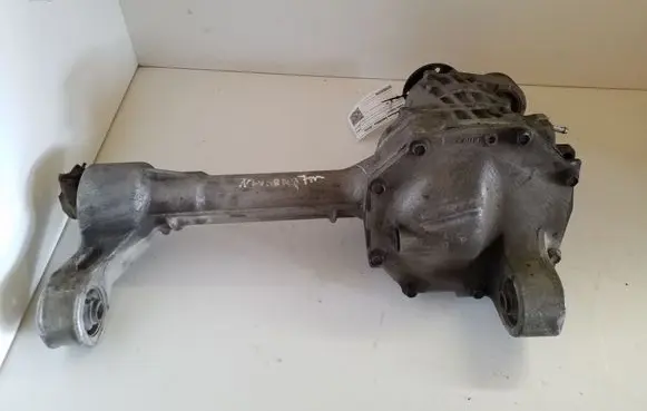 Nissan Navara Front differential 