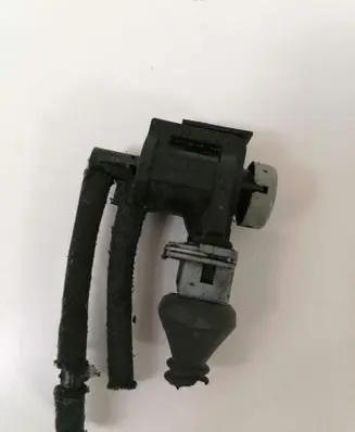 Audi A4 S4 B6 8E 8H Turbo solenoid valve 1J0906283A