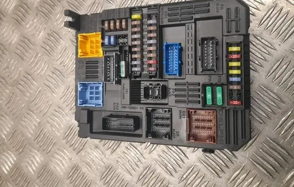 Citroen DS7 Crossback Fuse box set 9822746280