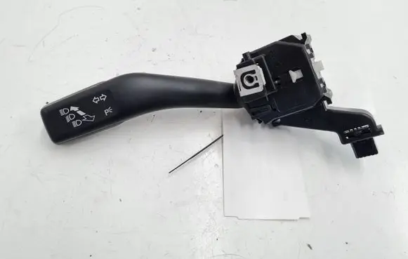 Volkswagen Golf VI Indicator stalk 1K0953513E