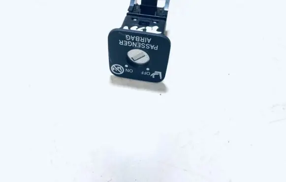 Toyota RAV 4 (XA30) Passenger airbag on/off switch 1682p86 168-2p86