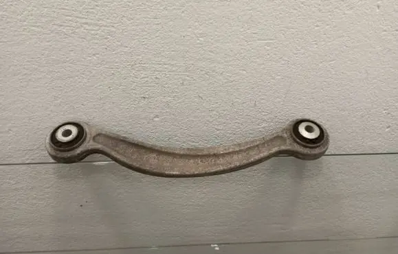 Mercedes-Benz C W205 Rear control arm 20414