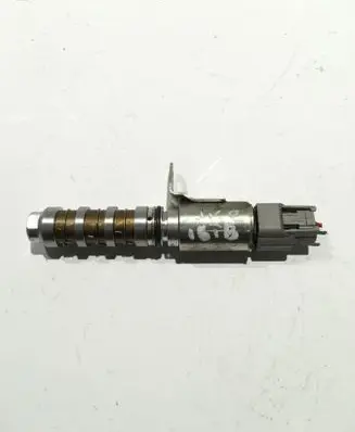 Nissan Juke I F15 Camshaft vanos timing valve 