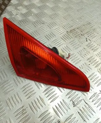 Mitsubishi Colt Tailgate rear/tail lights 105623