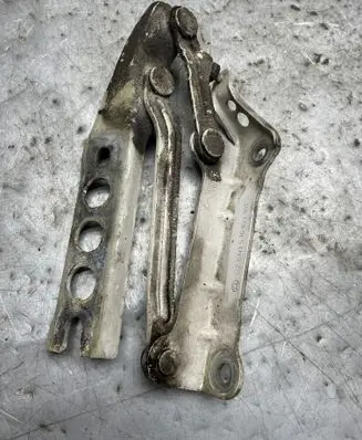 Skoda Fabia Mk2 (5J) Engine bonnet/hood hinges 5J0823301