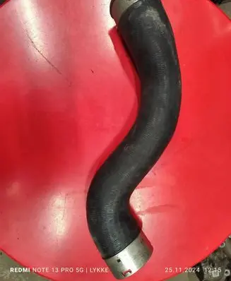 Mercedes-Benz C W204 Intercooler hose/pipe A2125280000 3127DB33 L22578