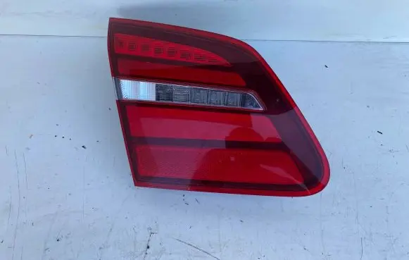 Mercedes-Benz B W246 W242 Tailgate rear/tail lights A2469069100
