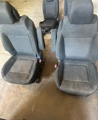 Peugeot 5008 Seat set 