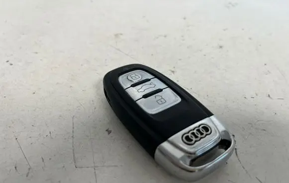 Audi A5 Sportback 8TA Ignition key/card 8K0959754H