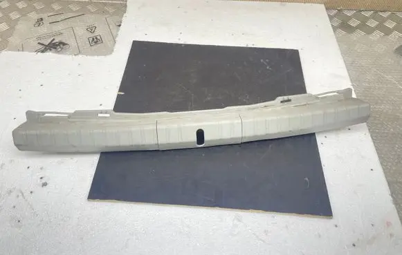 Toyota Prius (XW30) Trunk/boot sill cover protection 6471647030