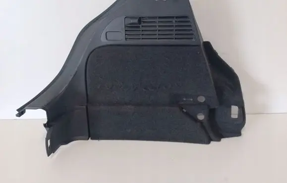 Trunk/boot lower side trim panel