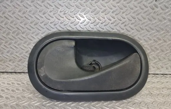 Opel Movano B Loading door interior handle 8247310579