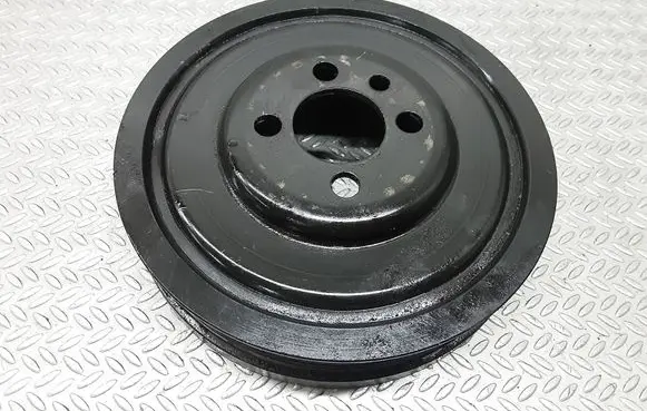 Audi A3 S3 A3 Sportback 8P Crankshaft pulley 036105243C