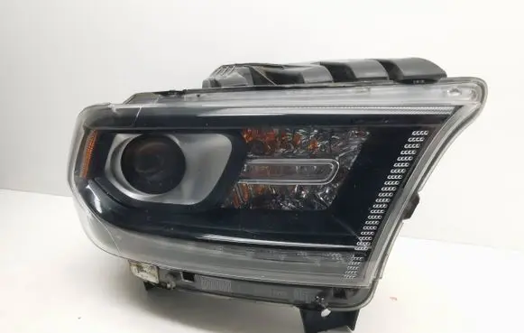 Dodge Durango Headlight/headlamp 68261182AI 68285804AB