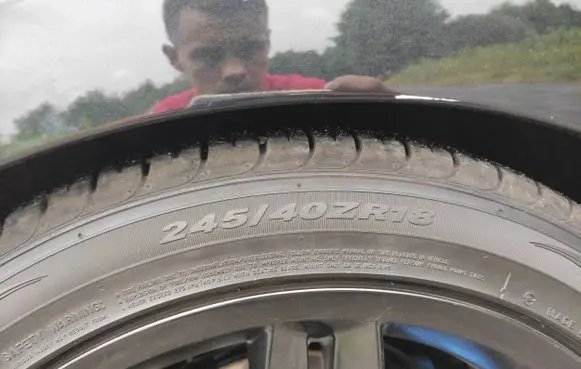 BMW 1 E81 E87 R18 summer tire 