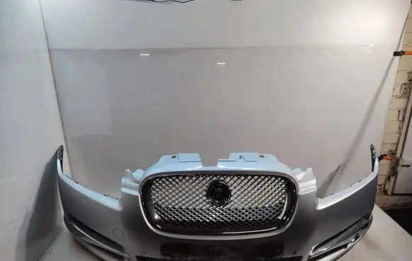 Jaguar XF X250 Front bumper