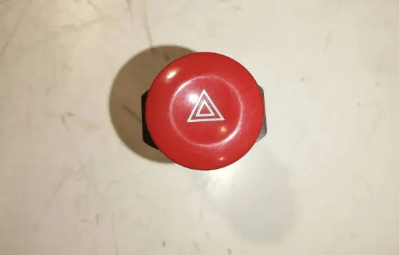 Chevrolet Kalos Hazard light switch
