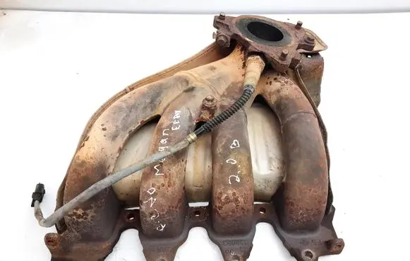 Renault Megane II Exhaust manifold 138083 8200210968 42RNZ06