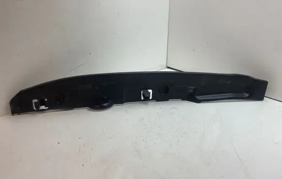Volkswagen Jetta VI Fender end trim 5C6821112