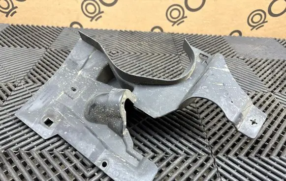 Volvo XC90 Front mudguard 31425420