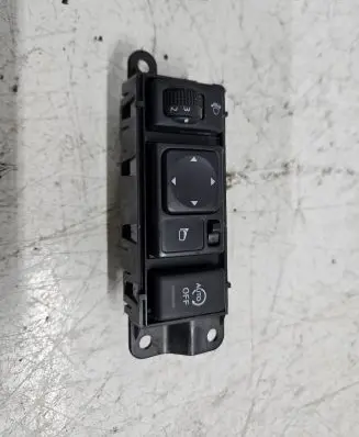 Nissan Juke I F15 Wing mirror switch 25190BV80A S32161