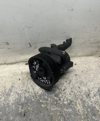 Renault Espace - Grand espace IV Power steering pump
