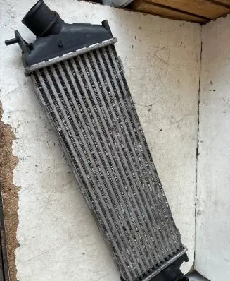 Renault Trafic II (X83) Intercooler radiator 8200411160C 988650B 93854162