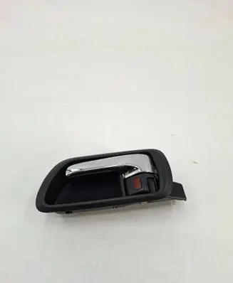 Toyota Corolla Verso AR10 Rear door interior handle 692060F010