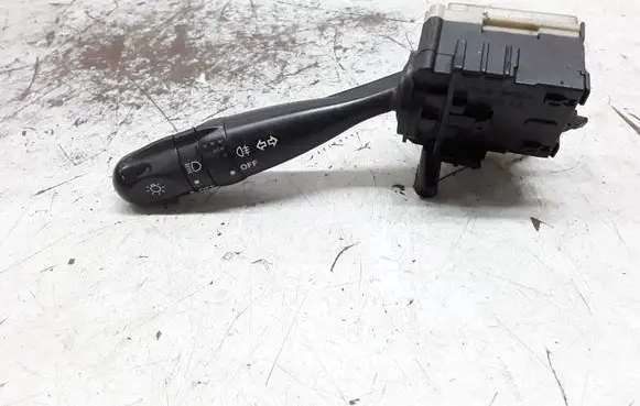 Toyota Yaris Indicator stalk 1736481
