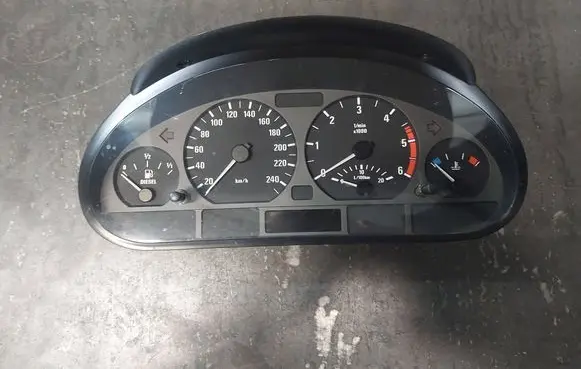BMW 3 E46 Speedometer (instrument cluster) 6915239 62116915239 0263639002